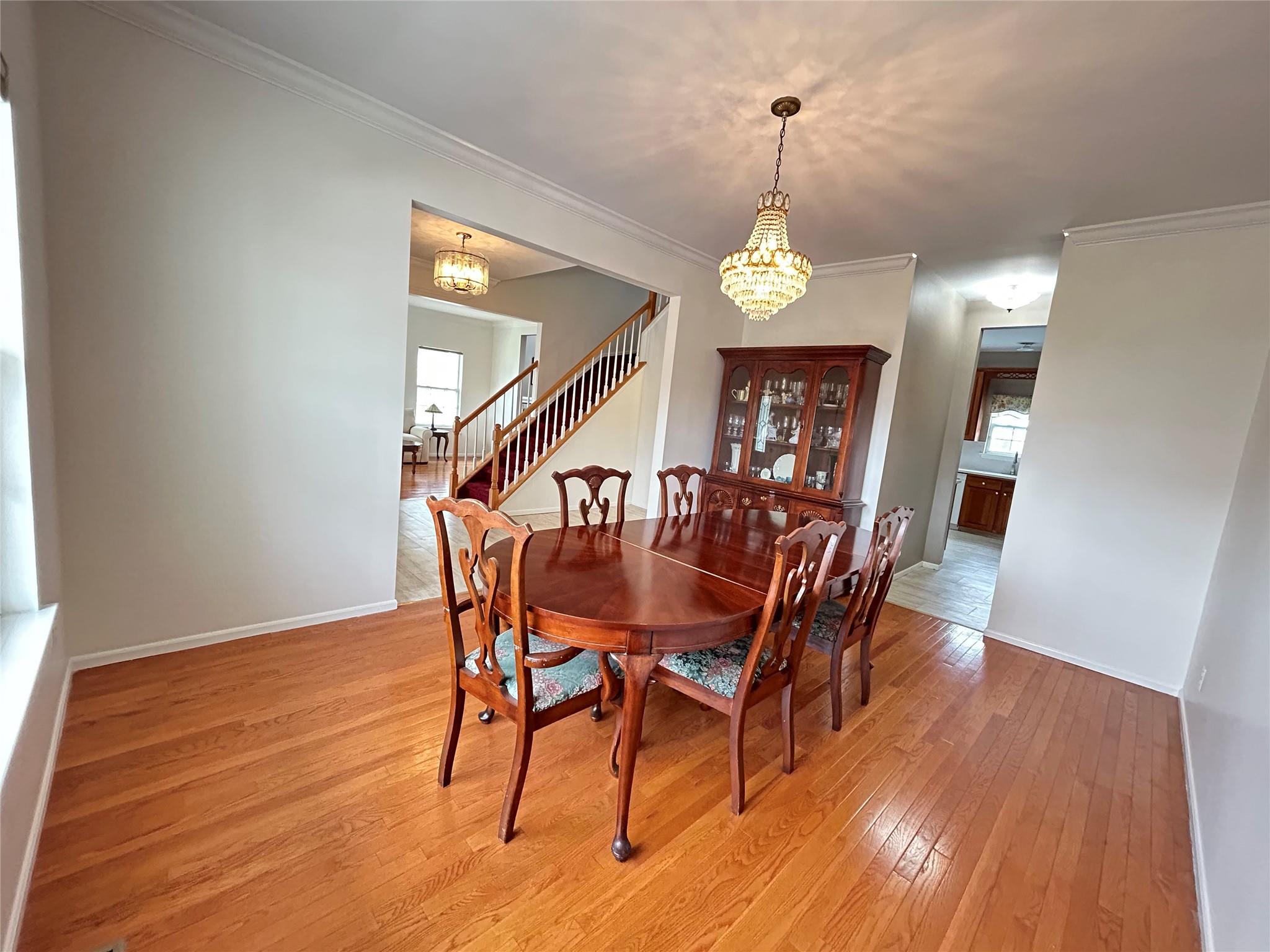 25 Willowbend Lane, Holtsville, NY 11742
