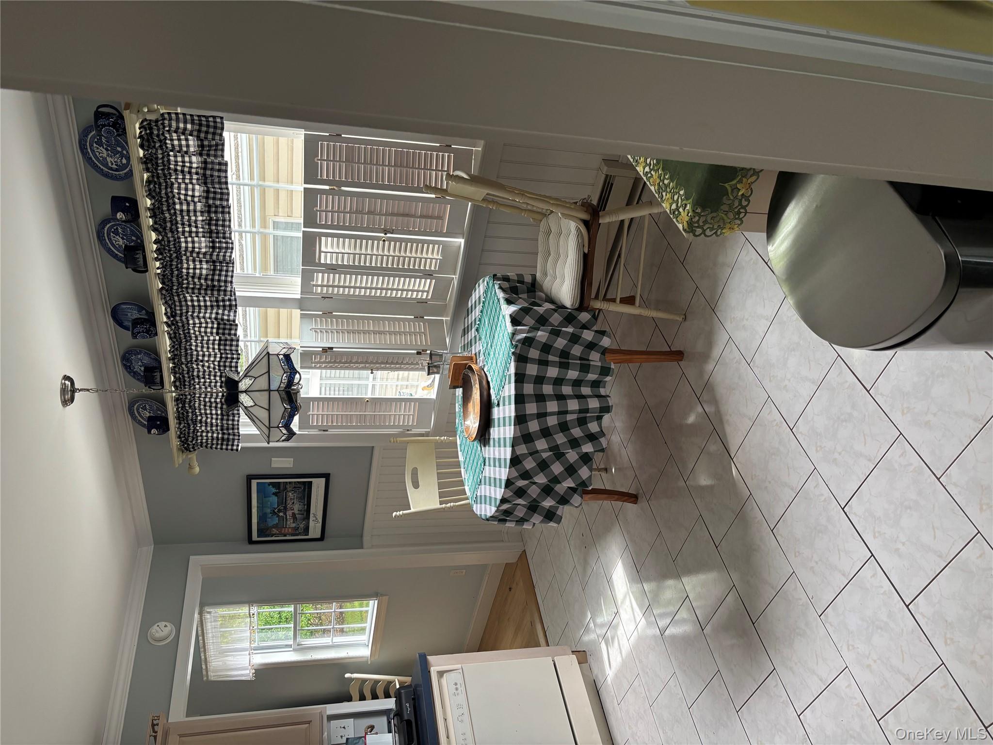 190 Canterbury Drive, Ridge, NY 11961