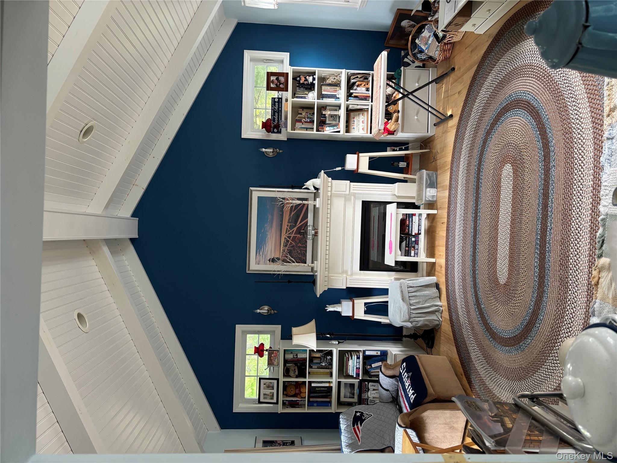 190 Canterbury Drive, Ridge, NY 11961