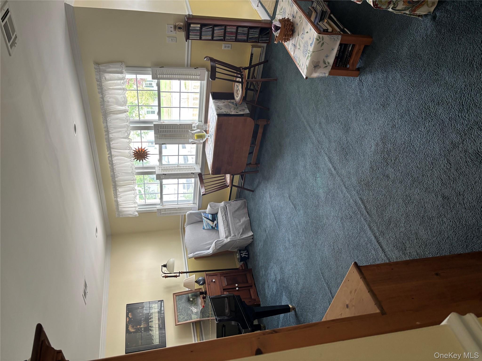 190 Canterbury Drive, Ridge, NY 11961