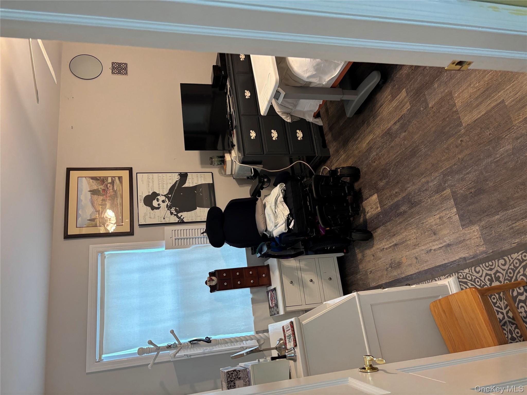 190 Canterbury Drive, Ridge, NY 11961