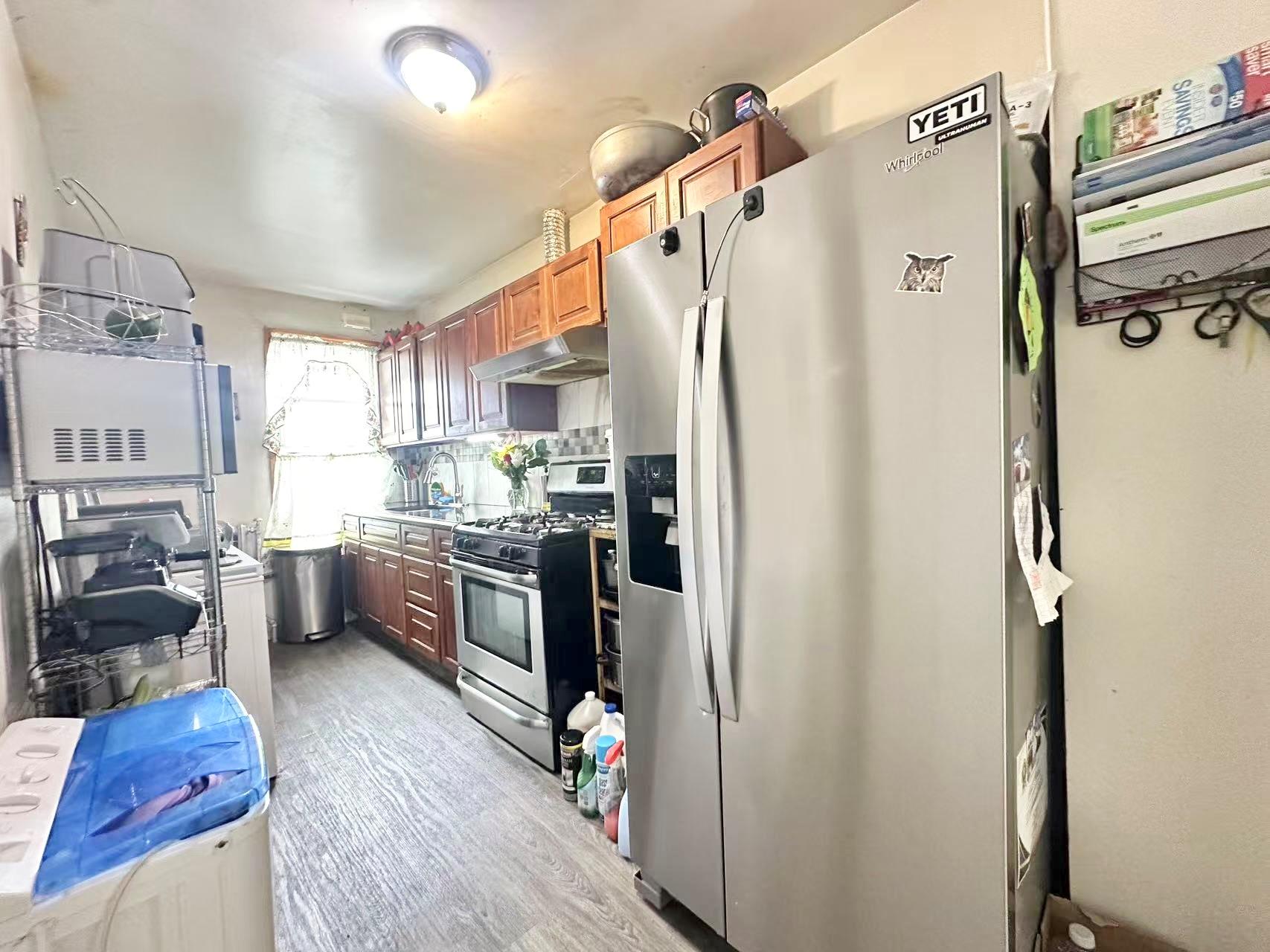 18 Sheridan Ave, Brooklyn, NY 11208