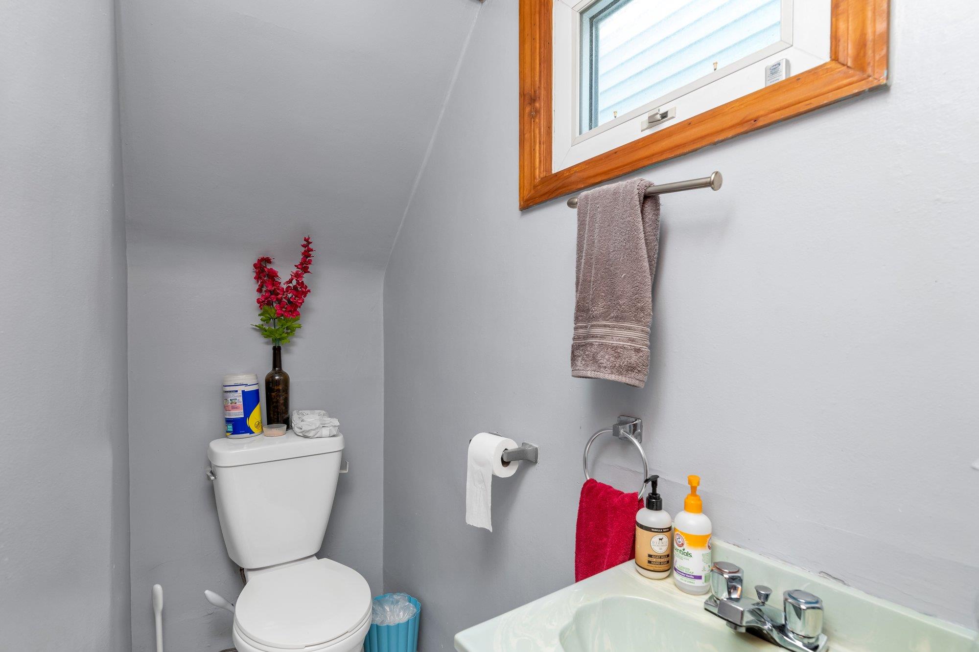 91-25 78 Street, Woodhaven, NY 11421