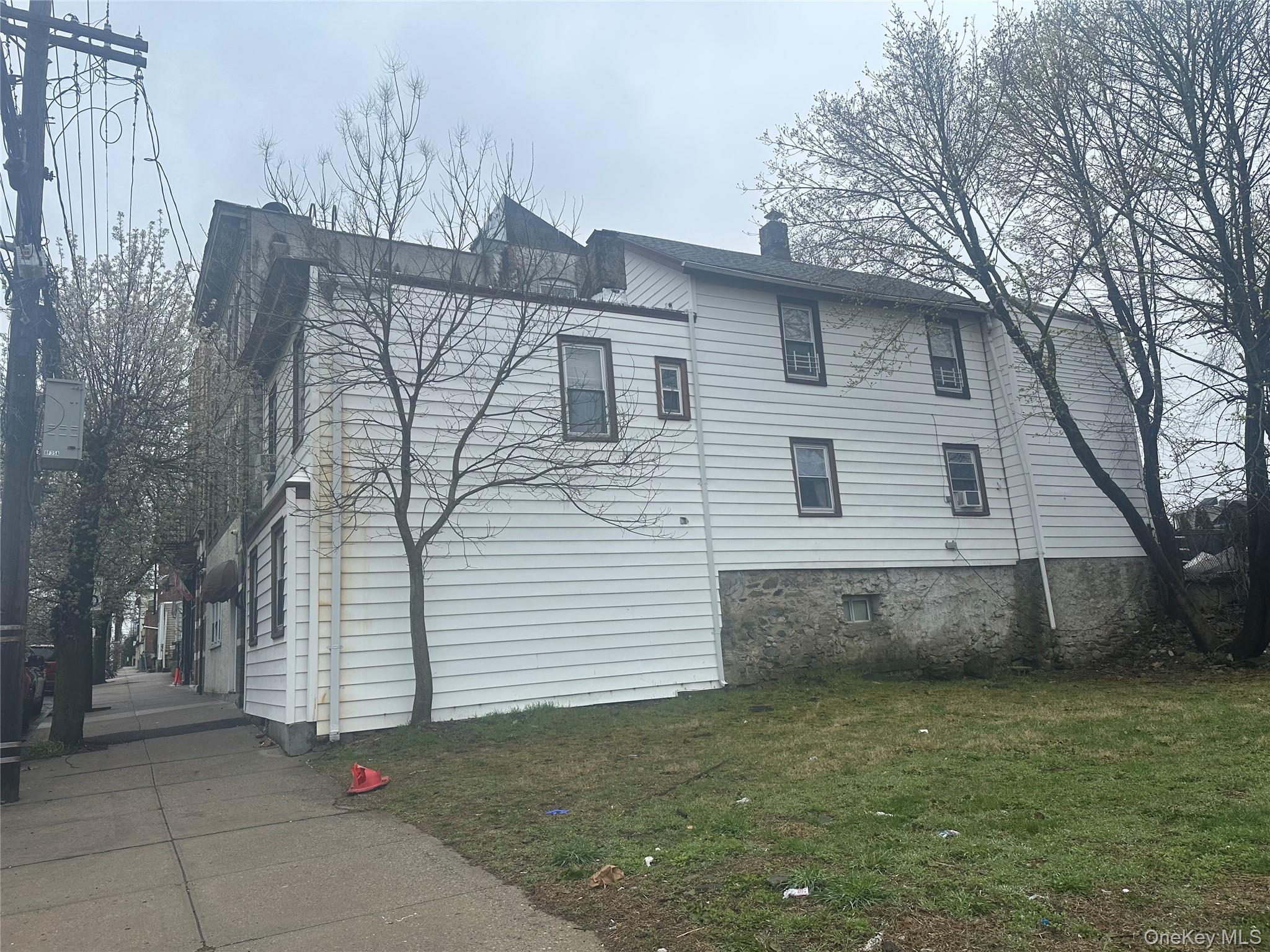 21 Drake Avenue, New Rochelle, NY 10805