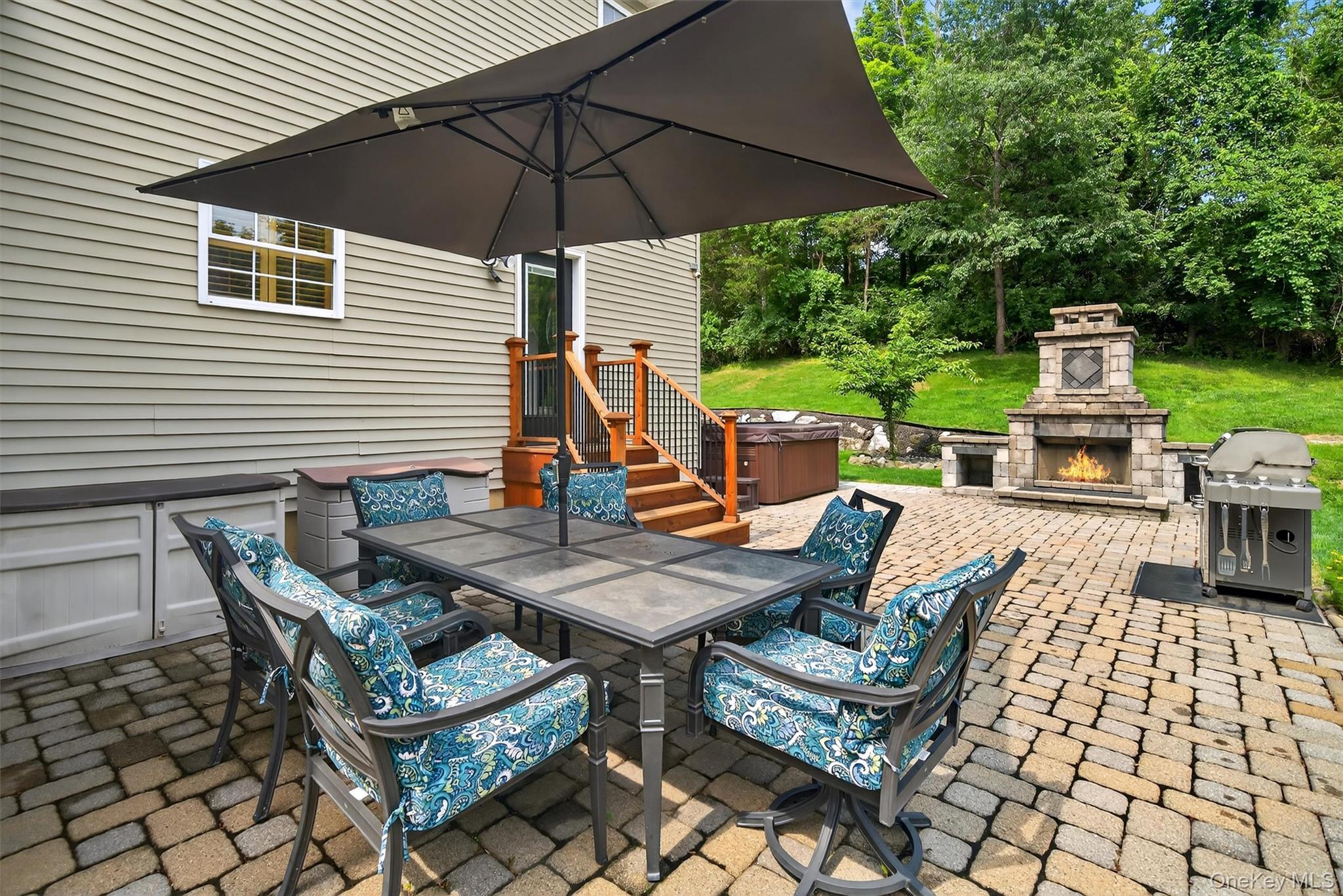 7 Stonewall Court, Warwick, NY 10990