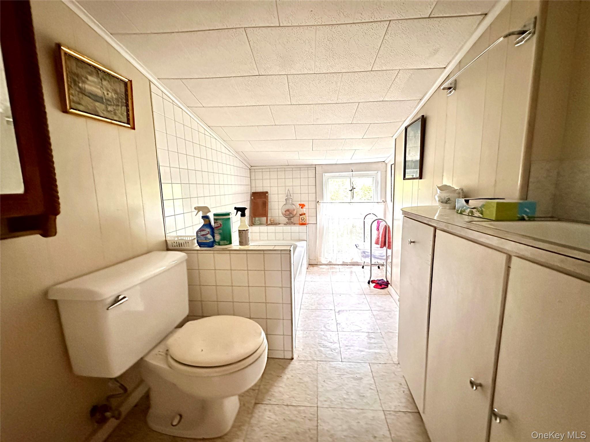 102 Cedar Cliff Road, Monroe, NY 10950