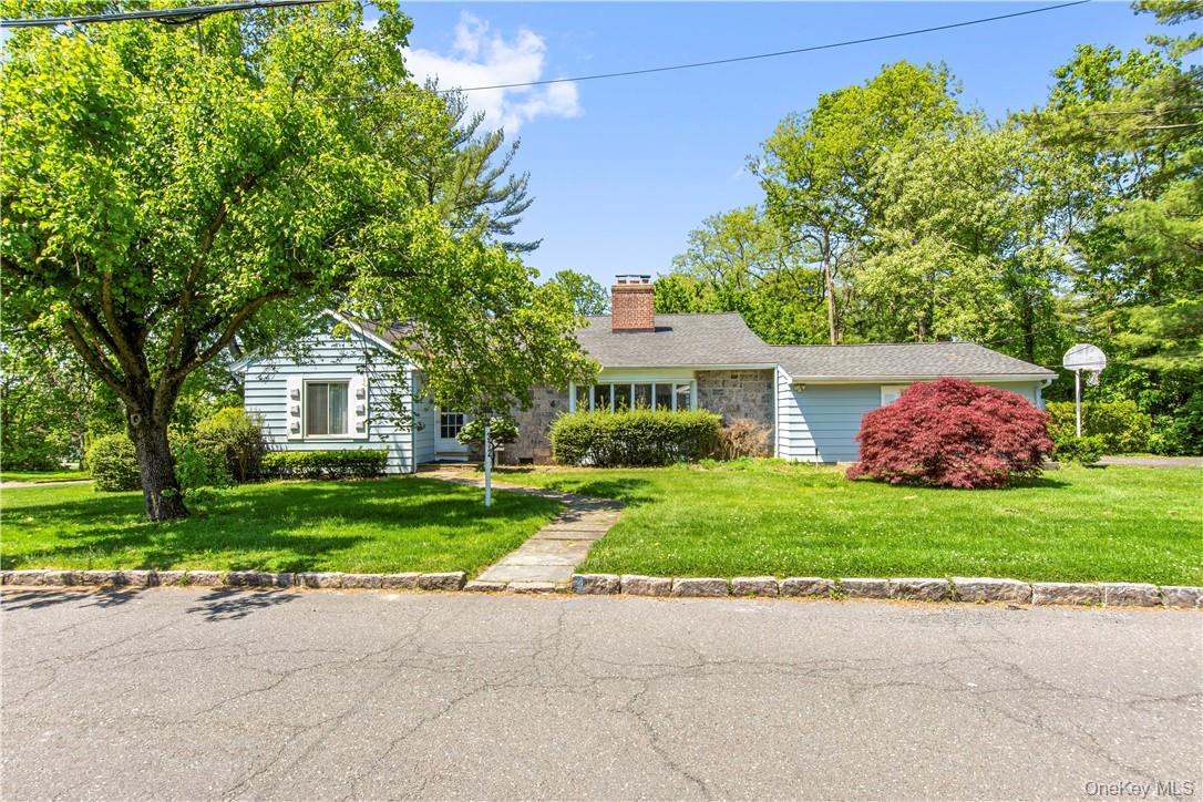 372 Heathcote Road, Scarsdale, NY 10583