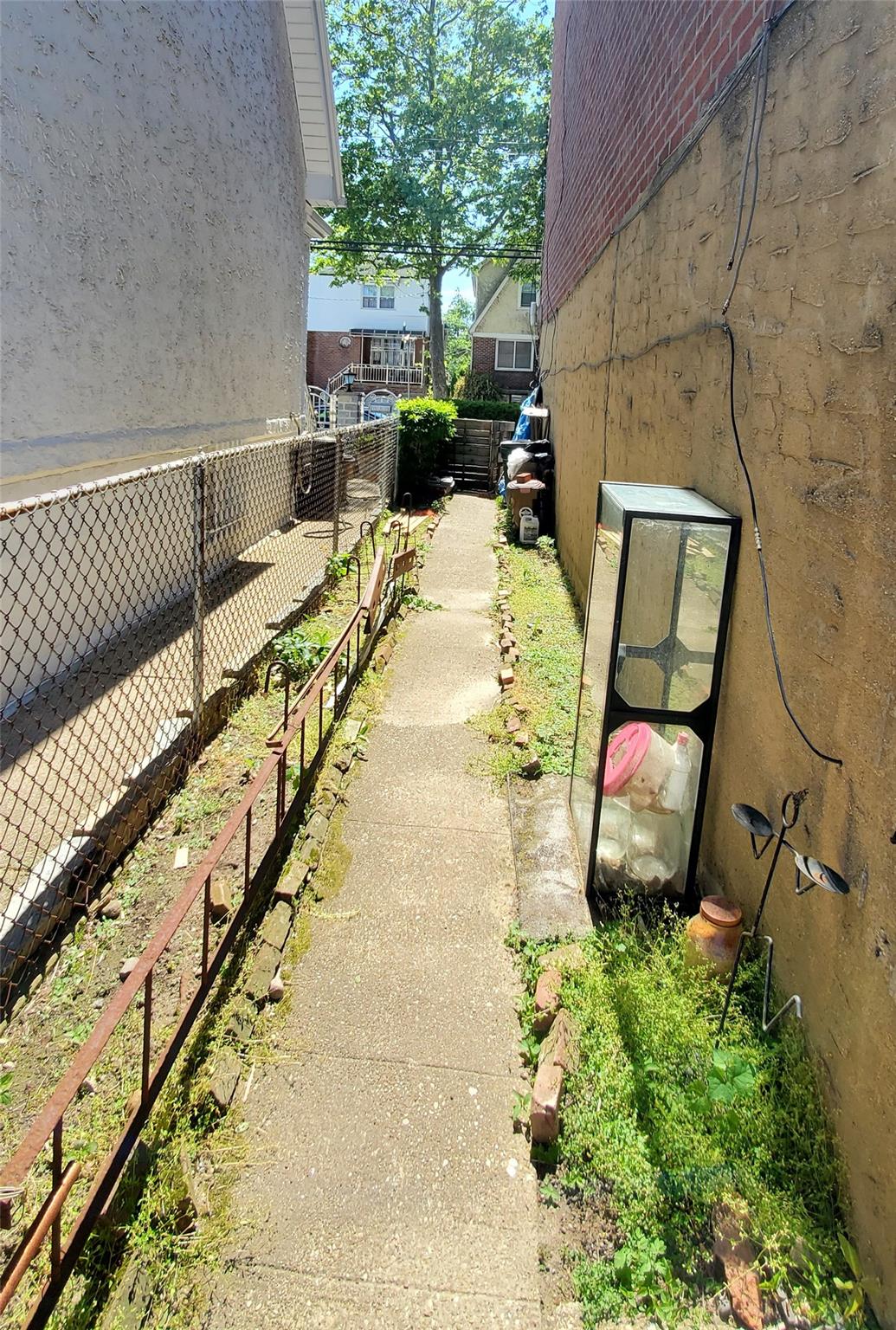 3314 Mickle, Bronx, NY 10469