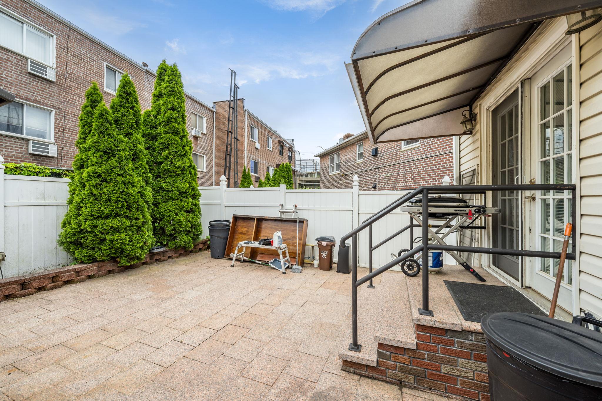 71-26 58 Avenue, Maspeth, NY 11378