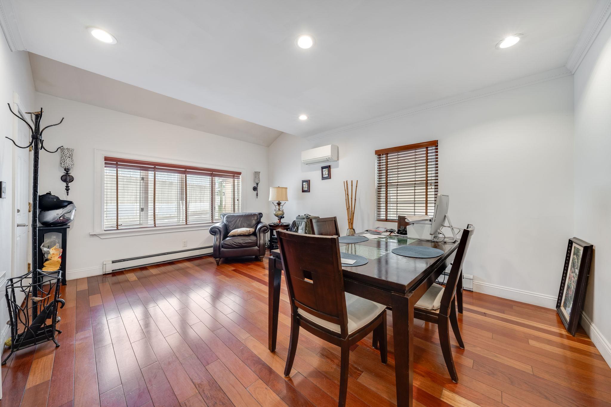 71-26 58 Avenue, Maspeth, NY 11378