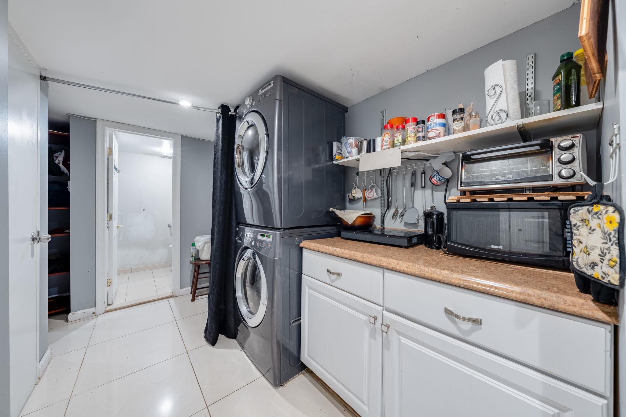 71-26 58 Avenue, Maspeth, NY 11378