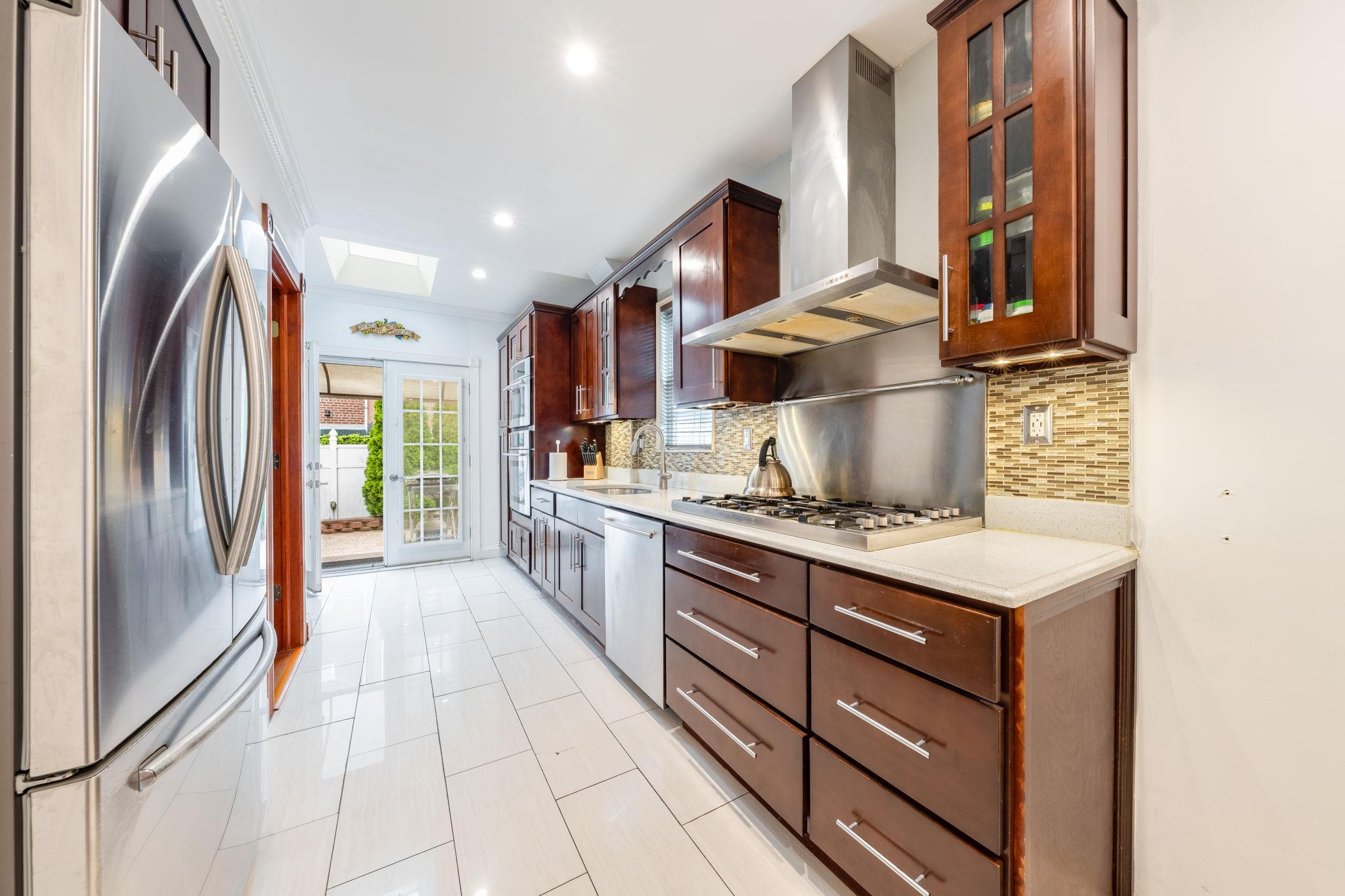 71-26 58 Avenue, Maspeth, NY 11378