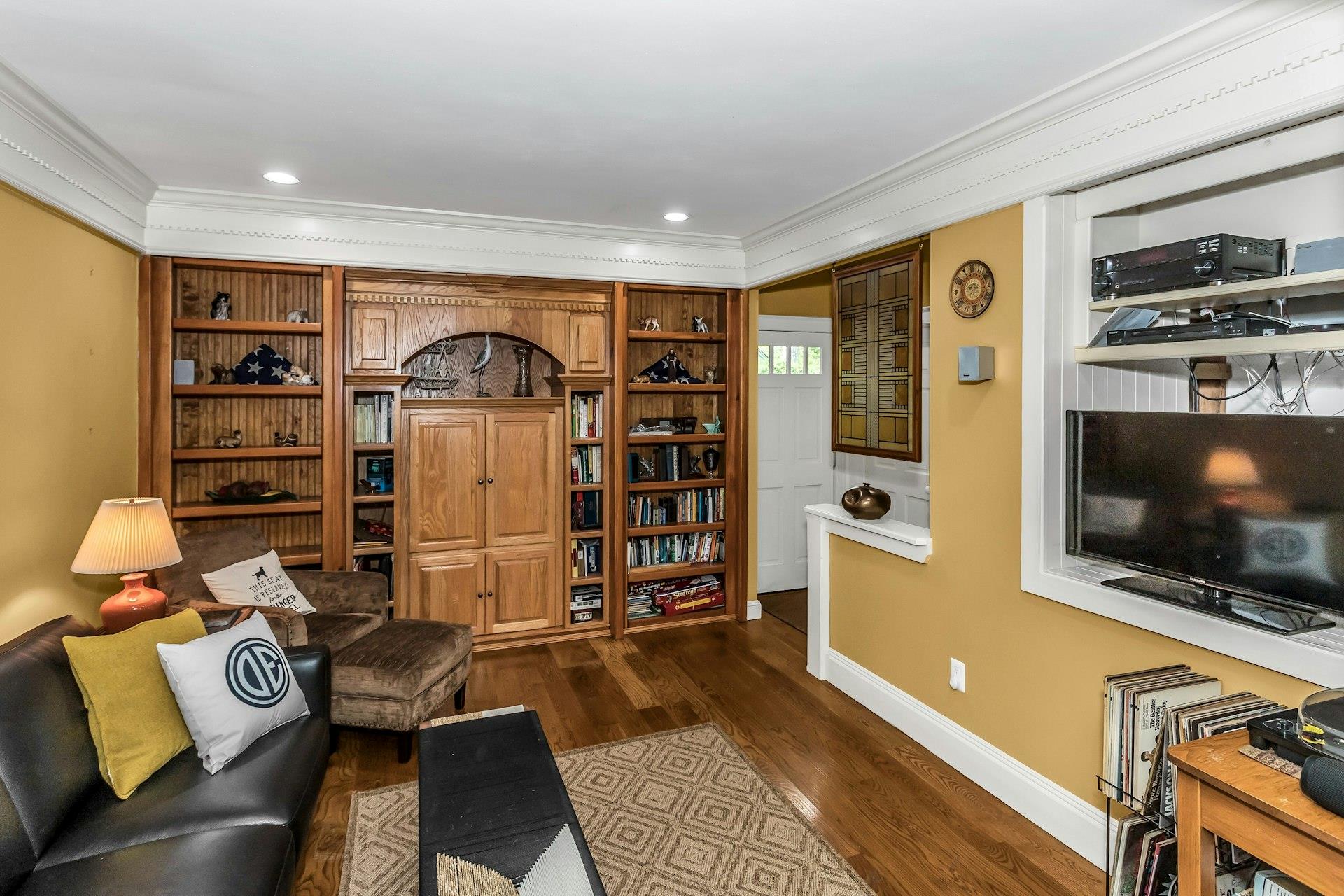 13 Delacey Avenue, East Quogue, NY 11942