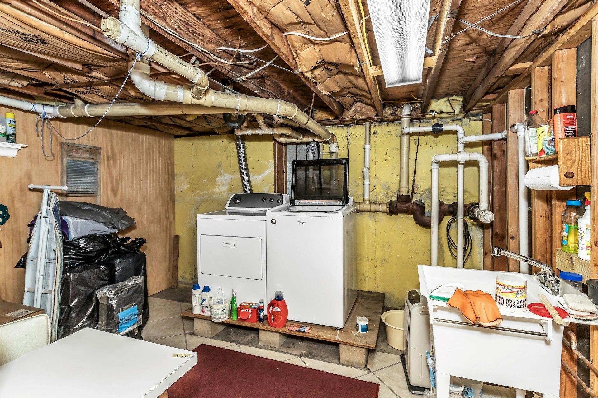 13 Delacey Avenue, East Quogue, NY 11942