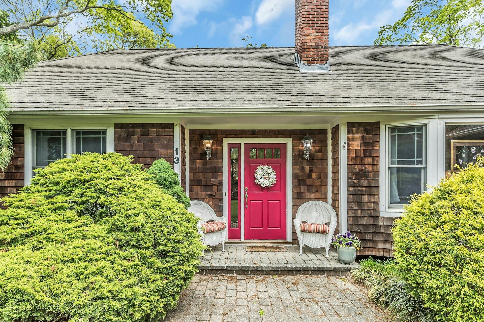 13 Delacey Avenue, East Quogue, NY 11942