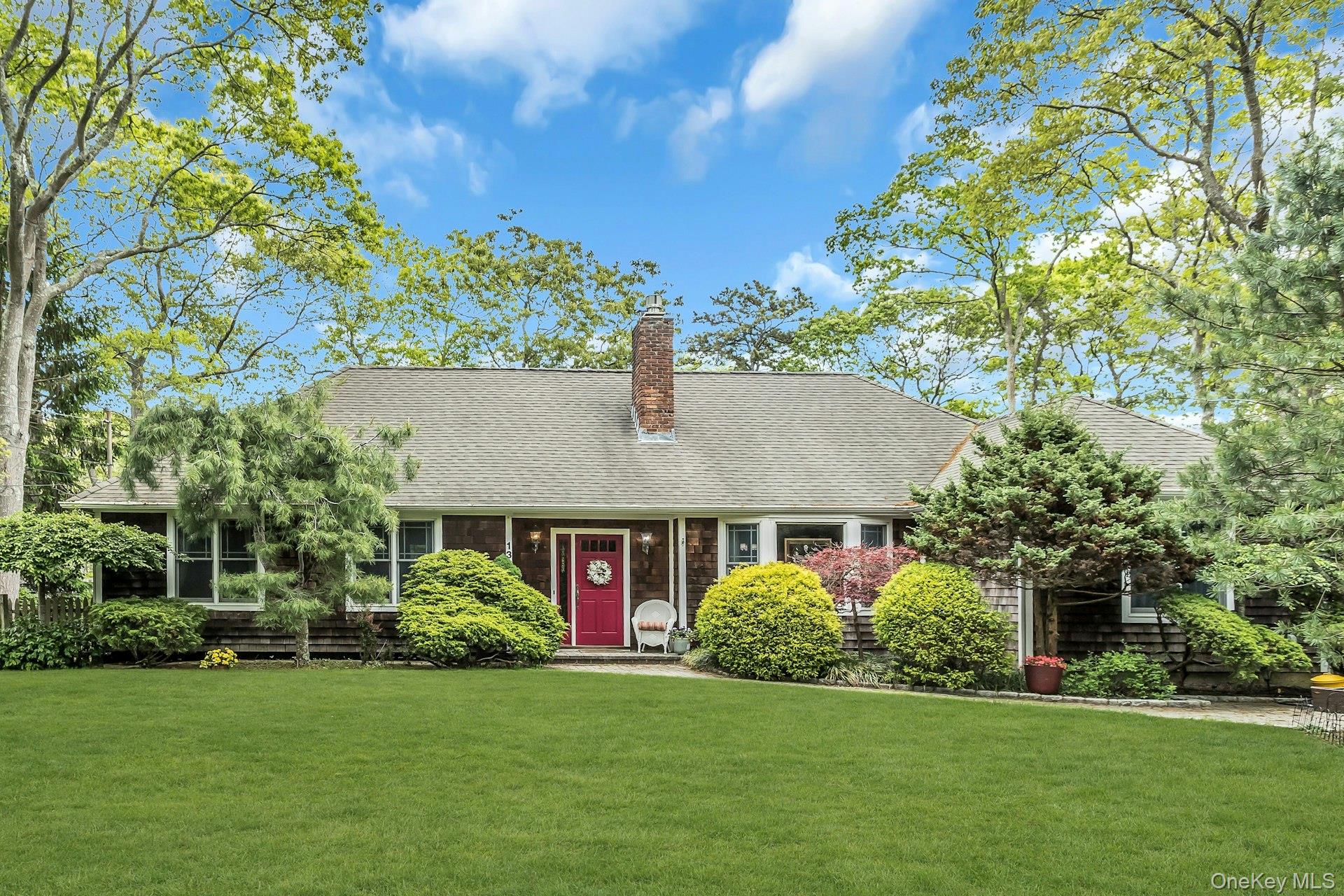 13 Delacey Avenue, East Quogue, NY 11942