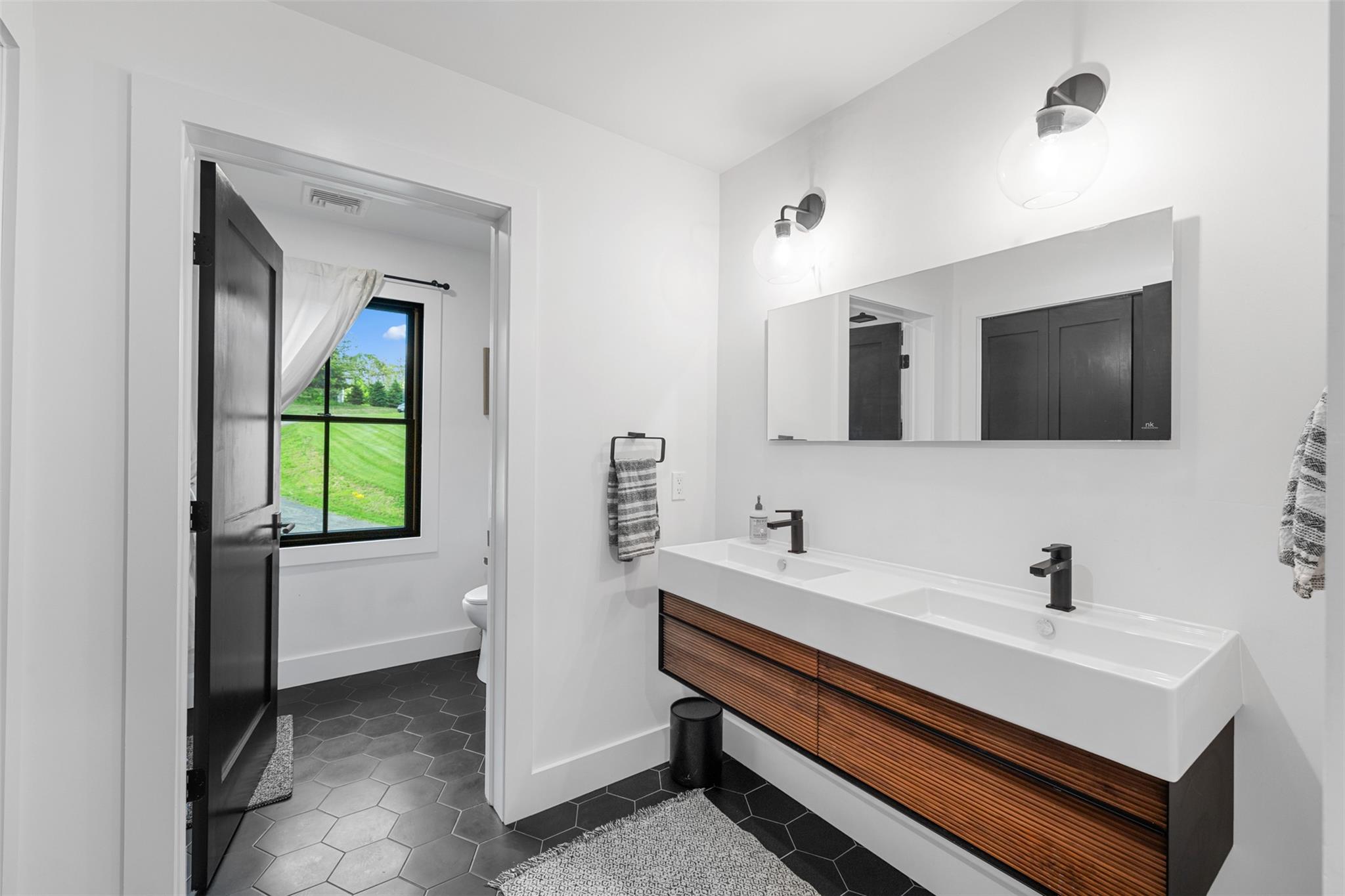 36 Spruce Lane, Poughkeepsie, NY 12603
