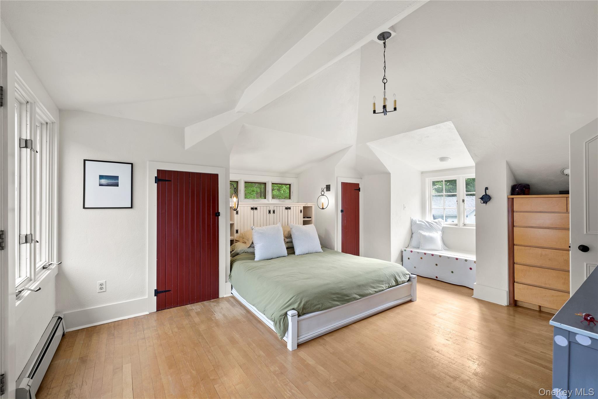 253 Upper Byrdcliffe Road, Woodstock, NY 12498