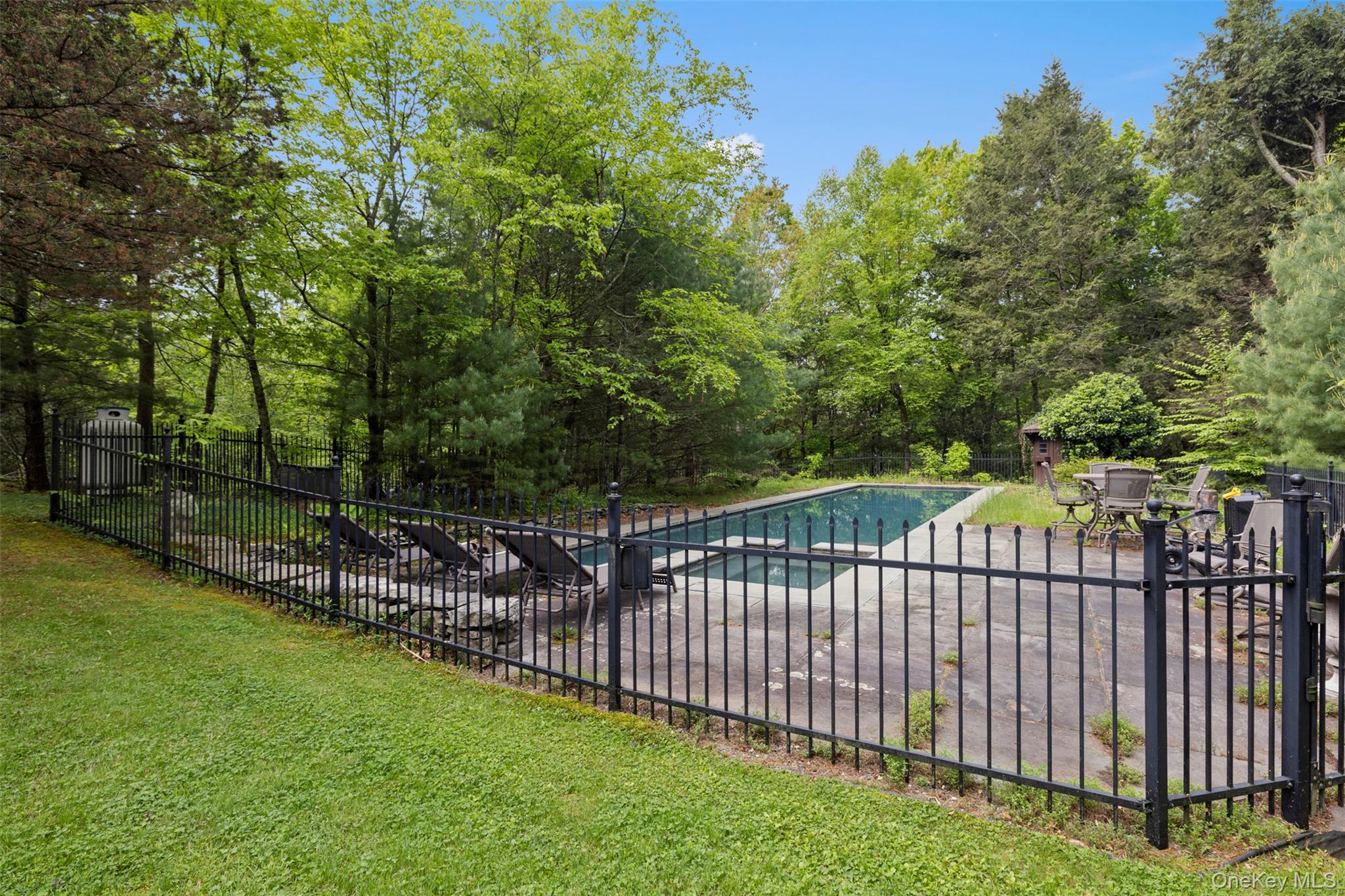 253 Upper Byrdcliffe Road, Woodstock, NY 12498