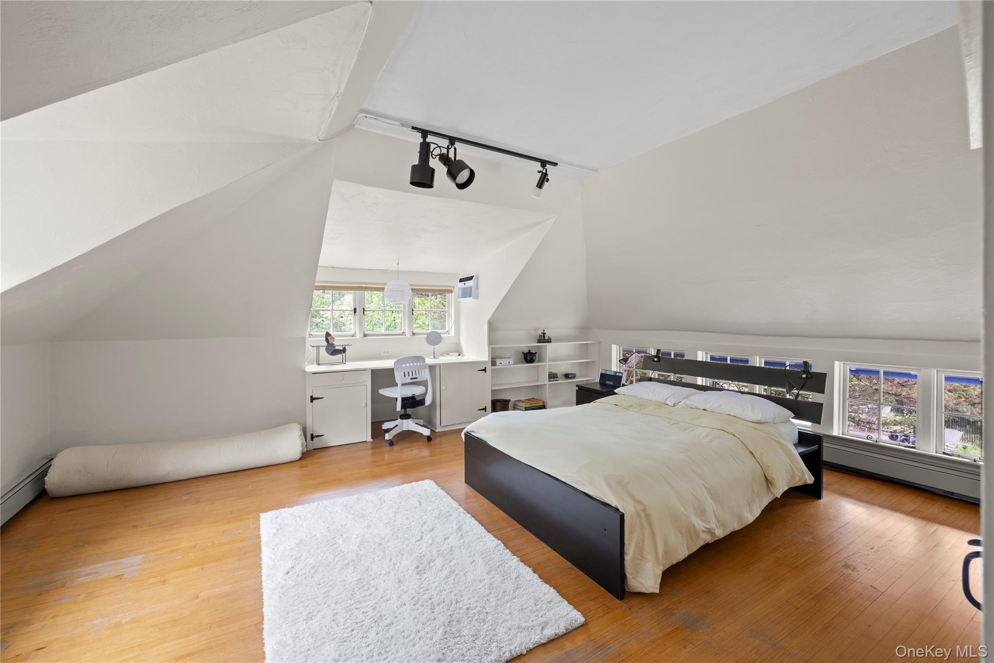 253 Upper Byrdcliffe Road, Woodstock, NY 12498