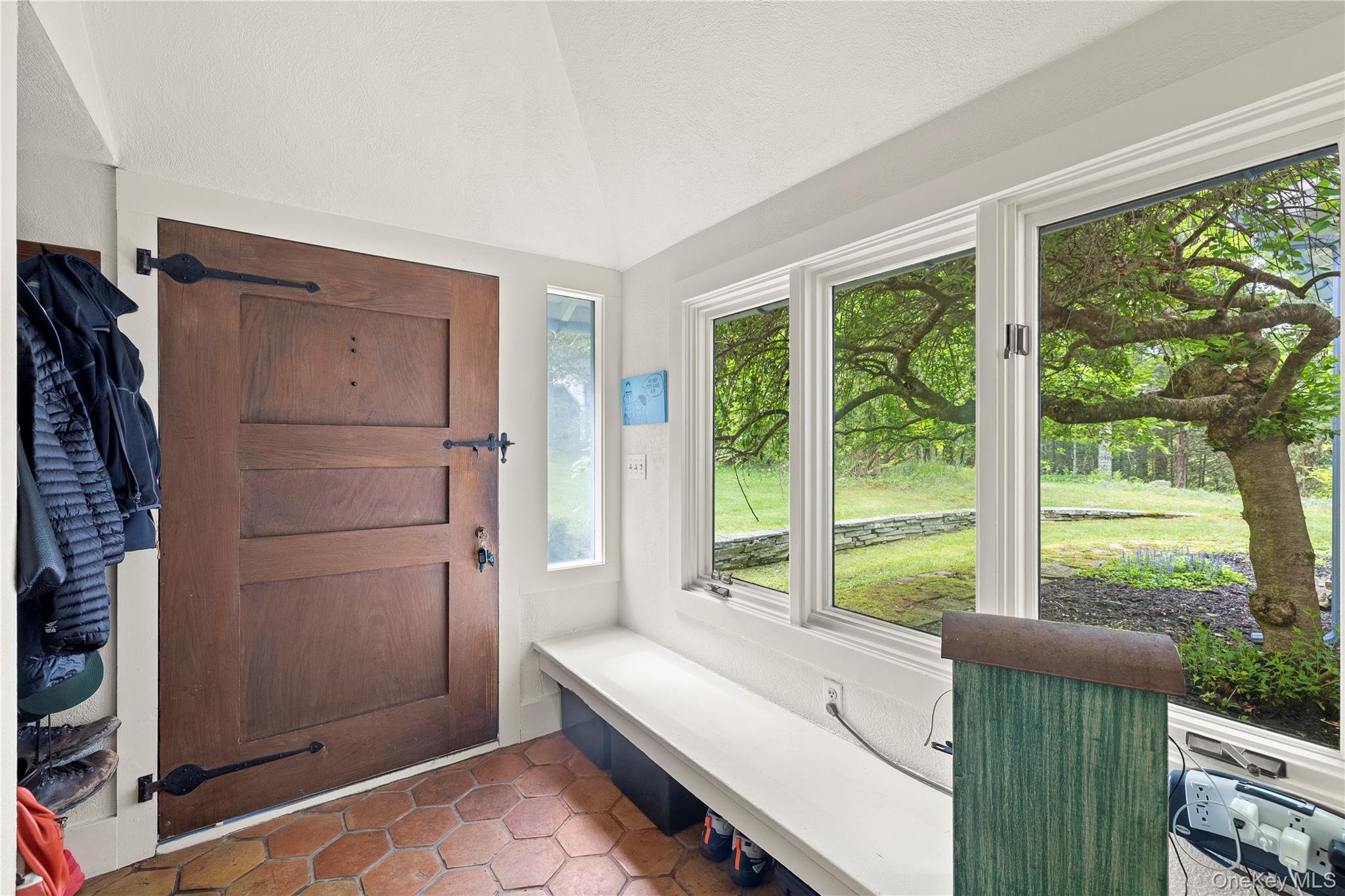 253 Upper Byrdcliffe Road, Woodstock, NY 12498