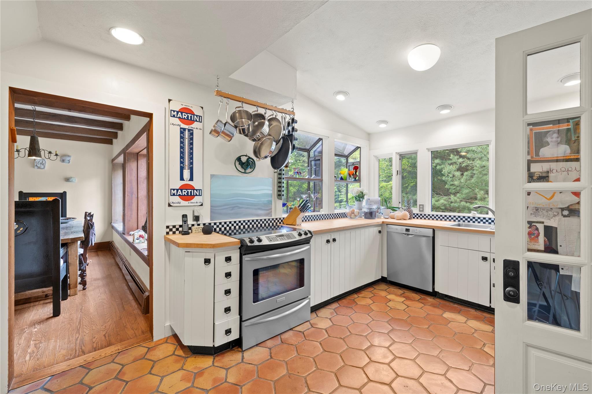 253 Upper Byrdcliffe Road, Woodstock, NY 12498