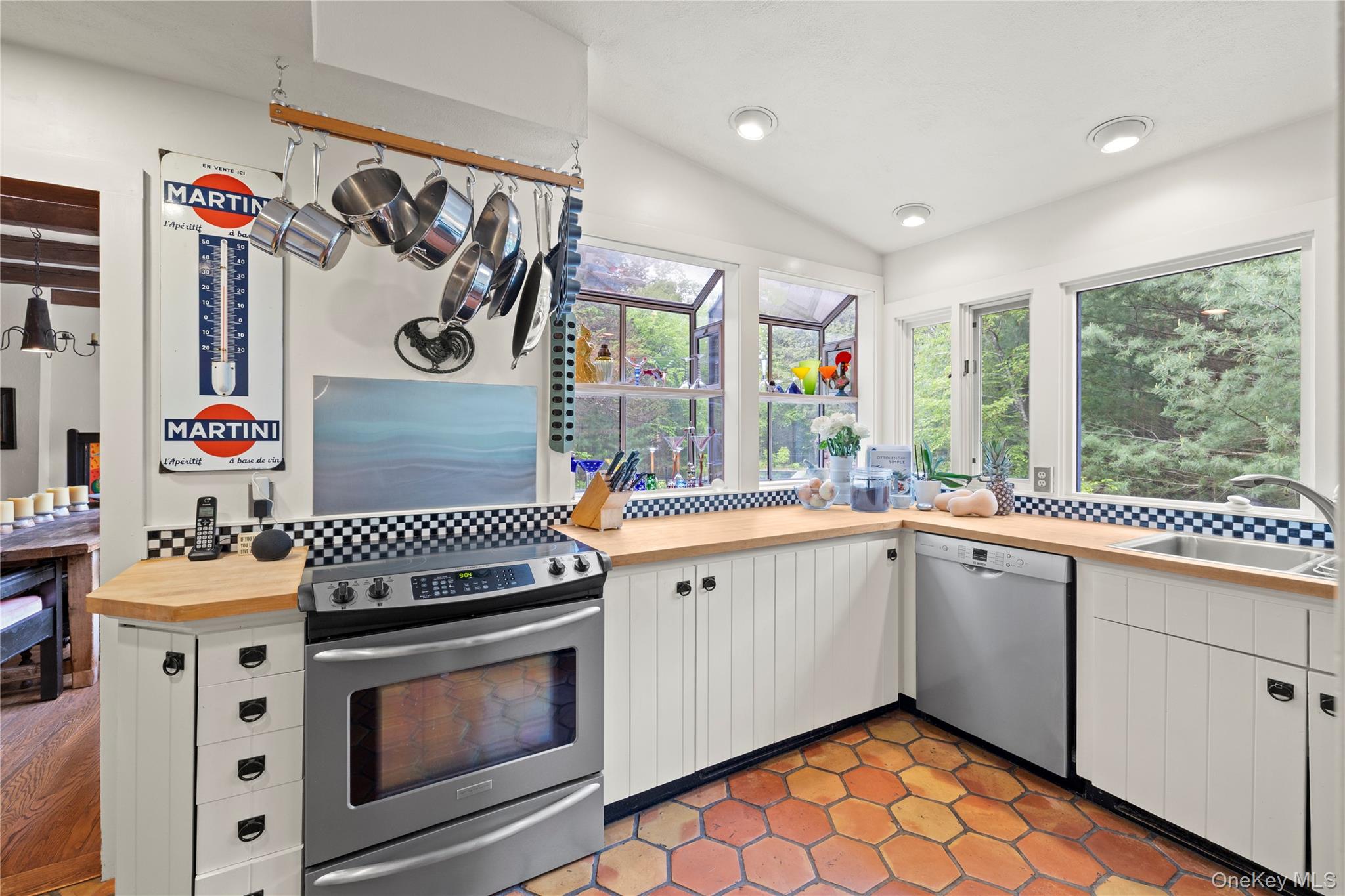 253 Upper Byrdcliffe Road, Woodstock, NY 12498