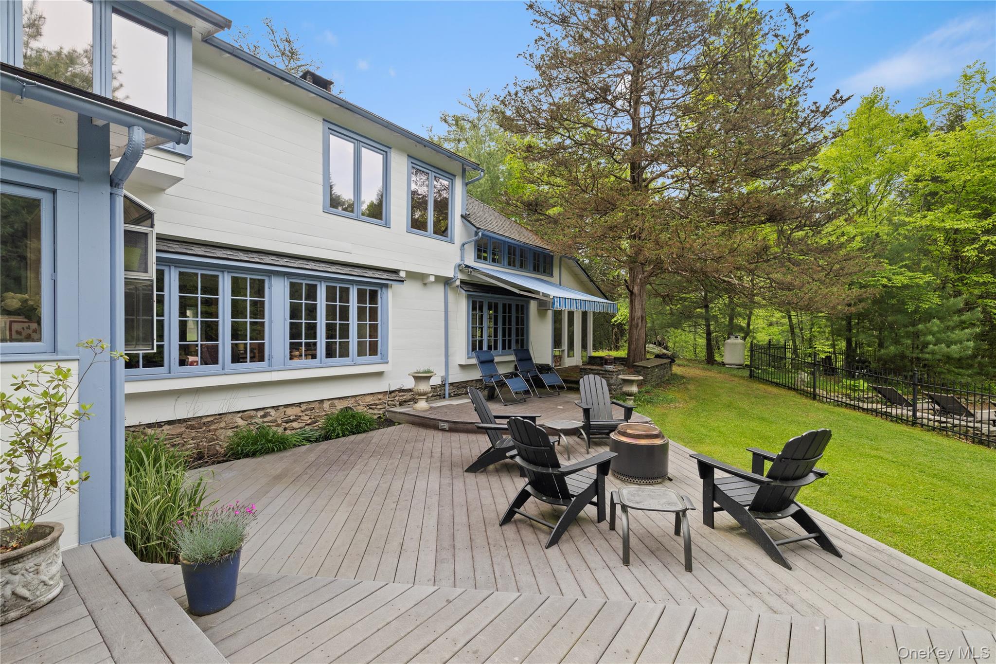 253 Upper Byrdcliffe Road, Woodstock, NY 12498