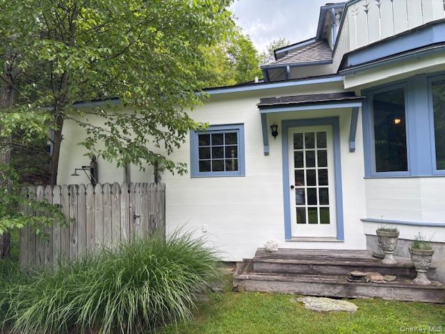 253 Upper Byrdcliffe Road, Woodstock, NY 12498