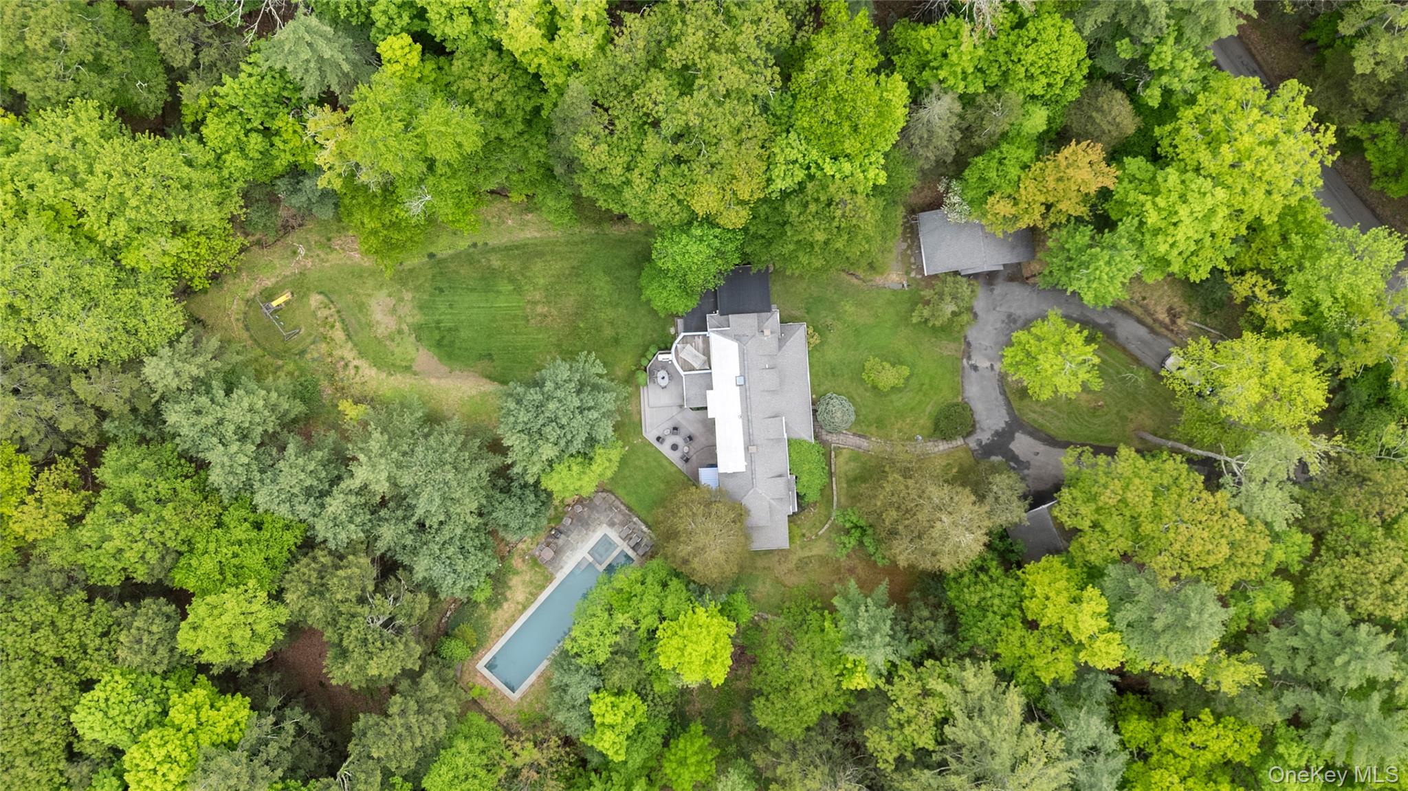 253 Upper Byrdcliffe Road, Woodstock, NY 12498