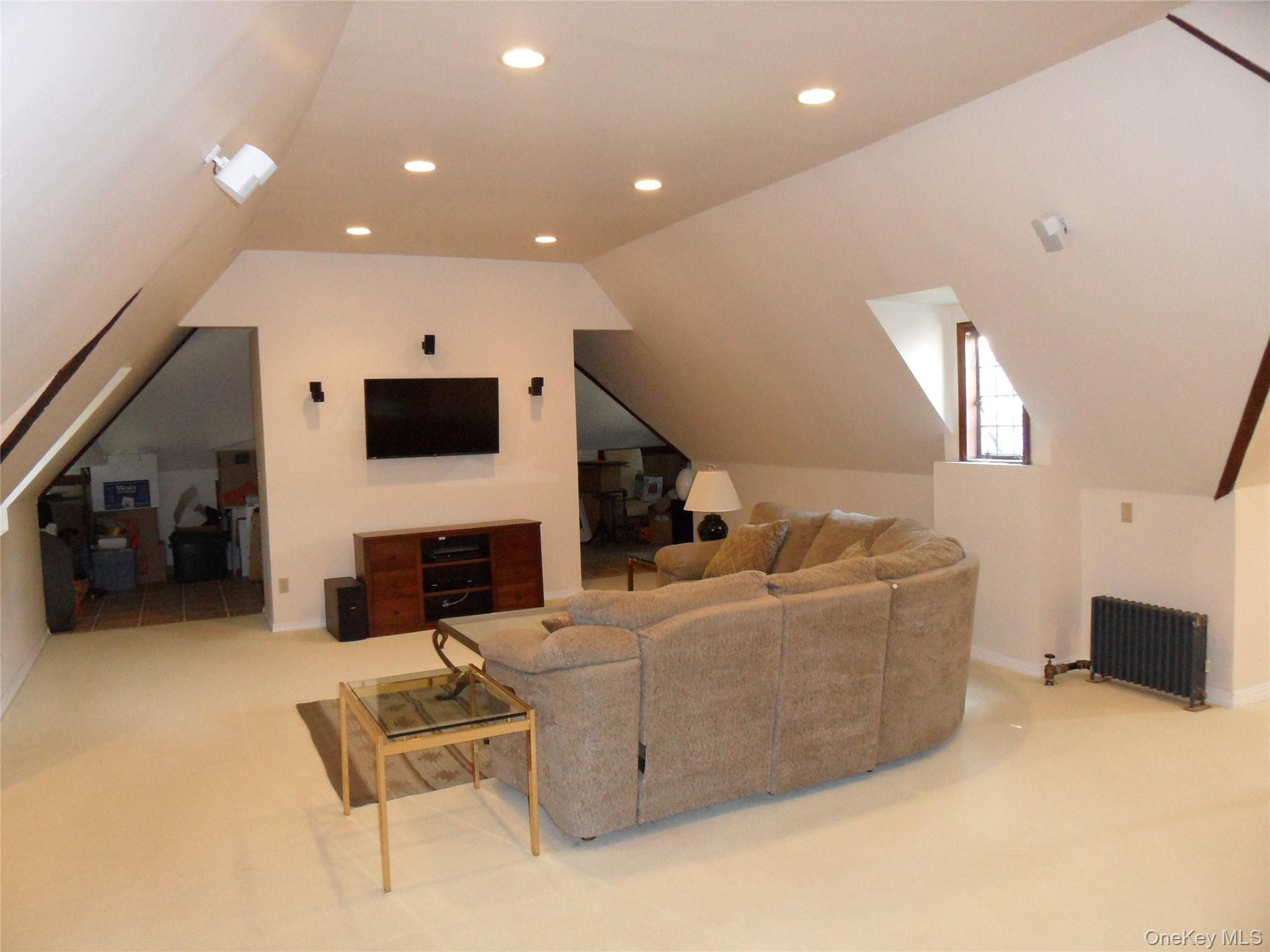 240 Beechmont Drive, New Rochelle, NY 10804