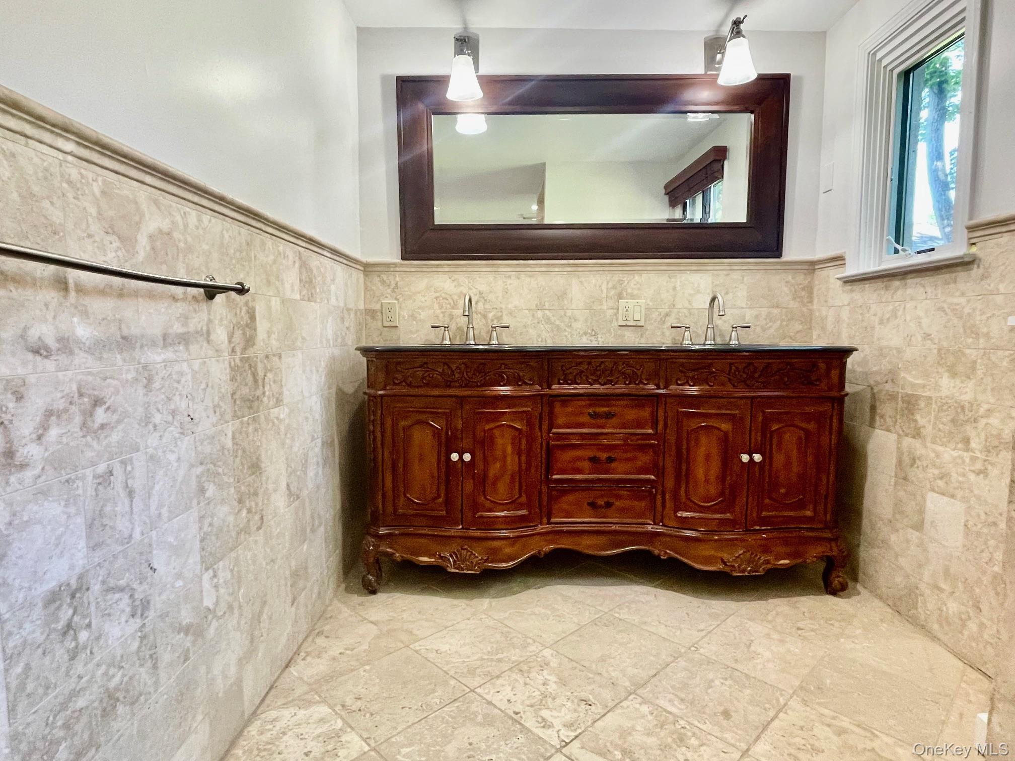 240 Beechmont Drive, New Rochelle, NY 10804