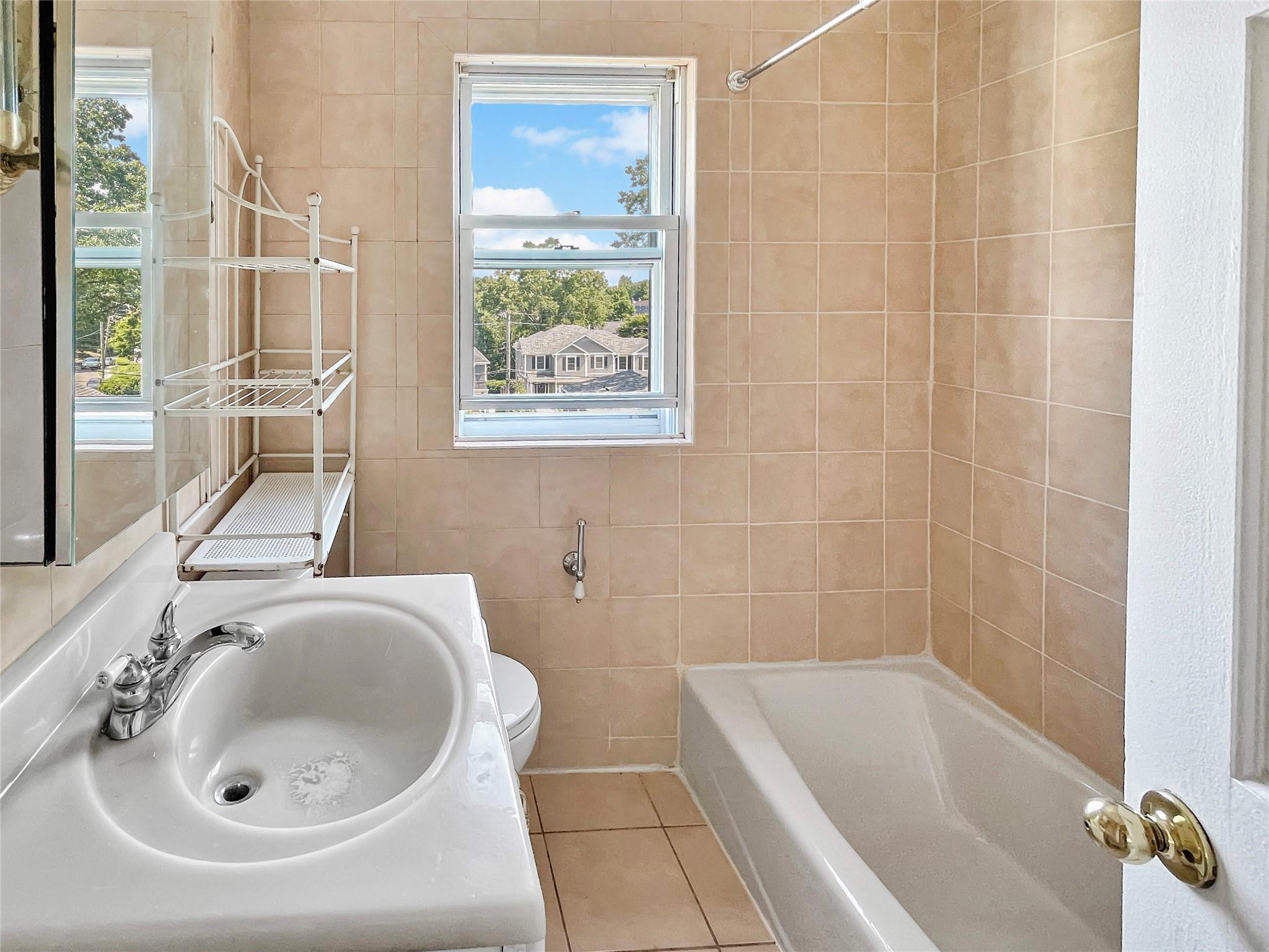 25 Fremont Street, Harrison, NY 10528