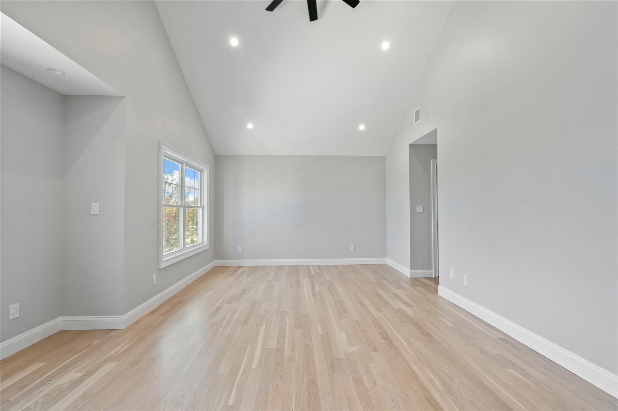 134 Southwood Circle, Syosset, NY 11791