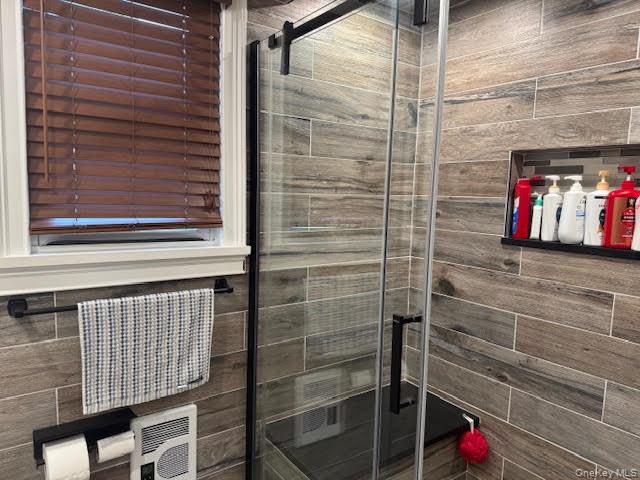 80 Vineyard Avenue, Highland, NY 12528