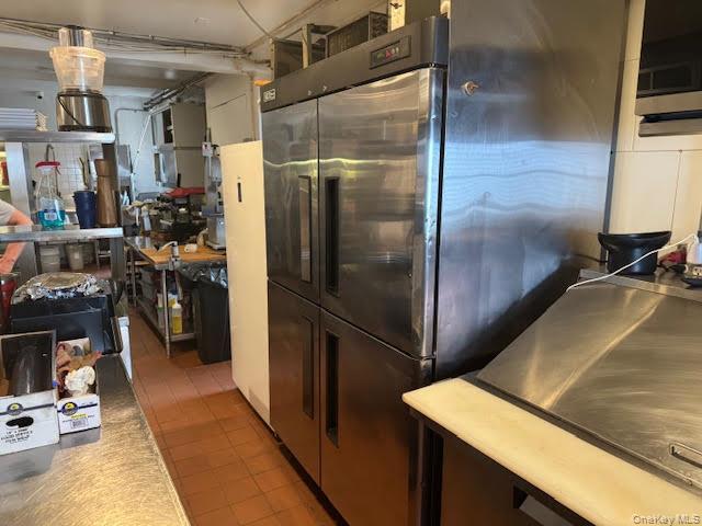 80 Vineyard Avenue, Highland, NY 12528