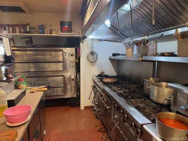 80 Vineyard Avenue, Highland, NY 12528