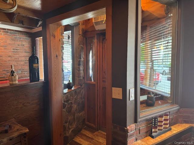 80 Vineyard Avenue, Highland, NY 12528