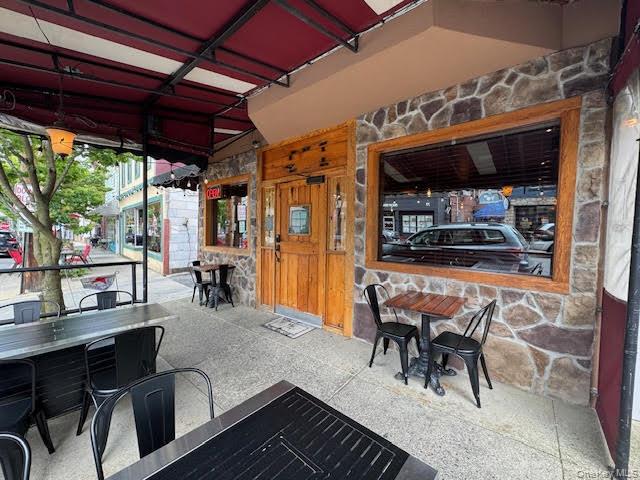 80 Vineyard Avenue, Highland, NY 12528