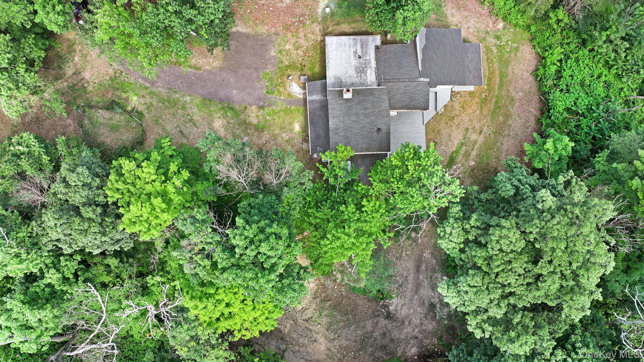 26 Carter Road, Pleasant Valley, NY 12569