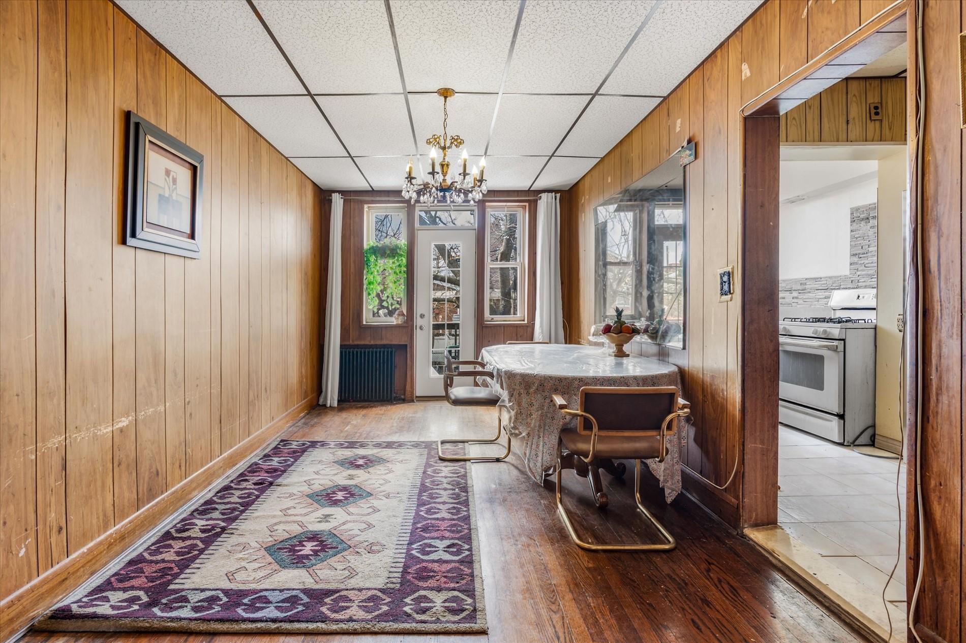 712 E 40th Street, Brooklyn, NY 11210