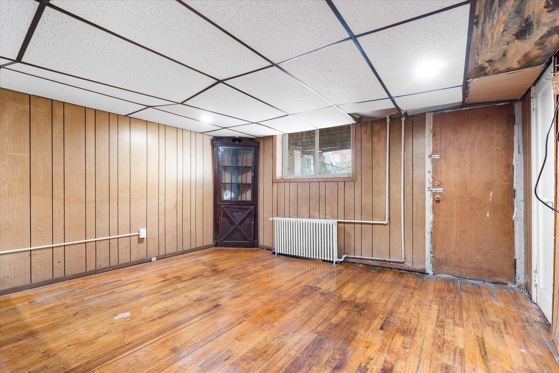 712 E 40th Street, Brooklyn, NY 11210