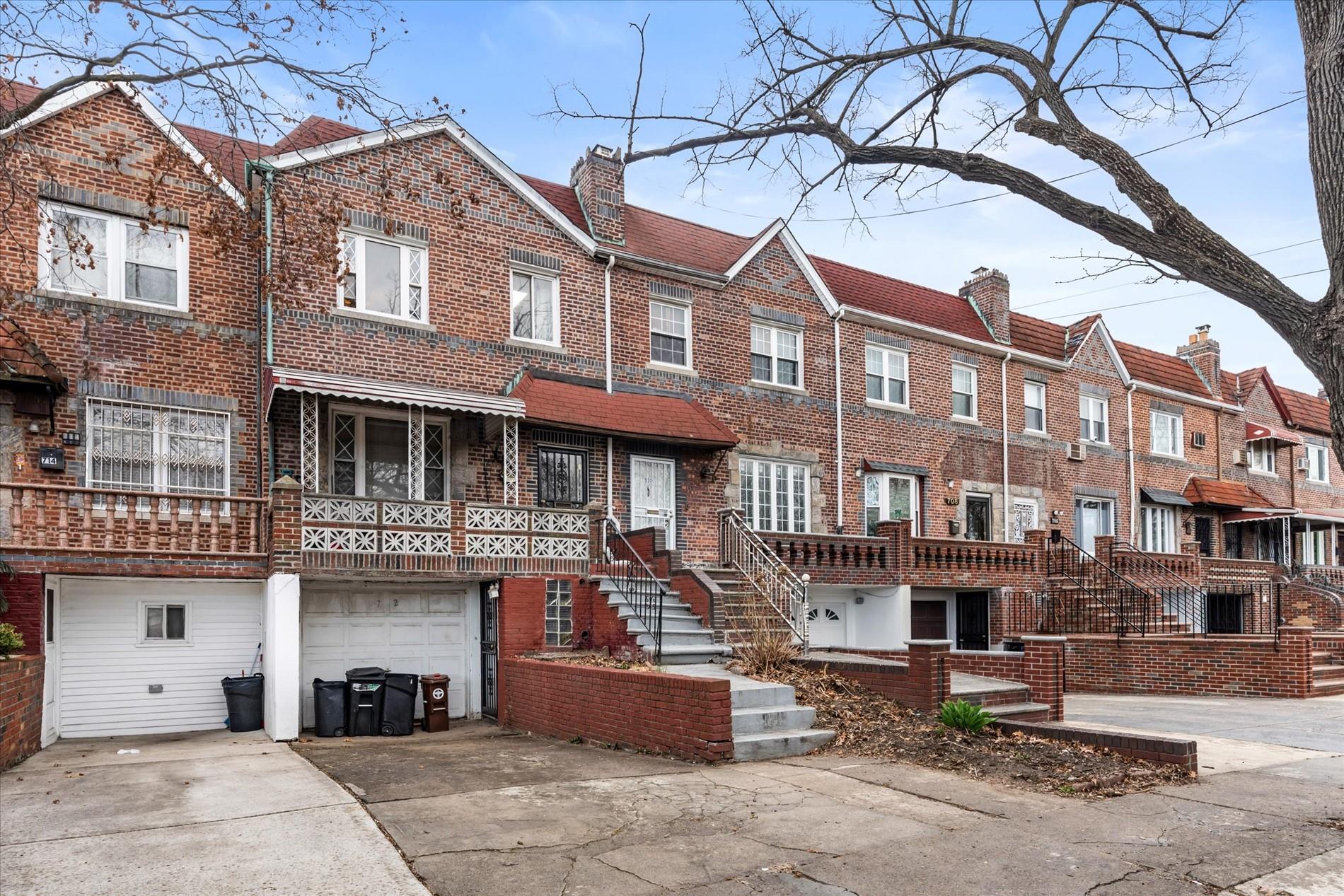 712 E 40th Street, Brooklyn, NY 11210