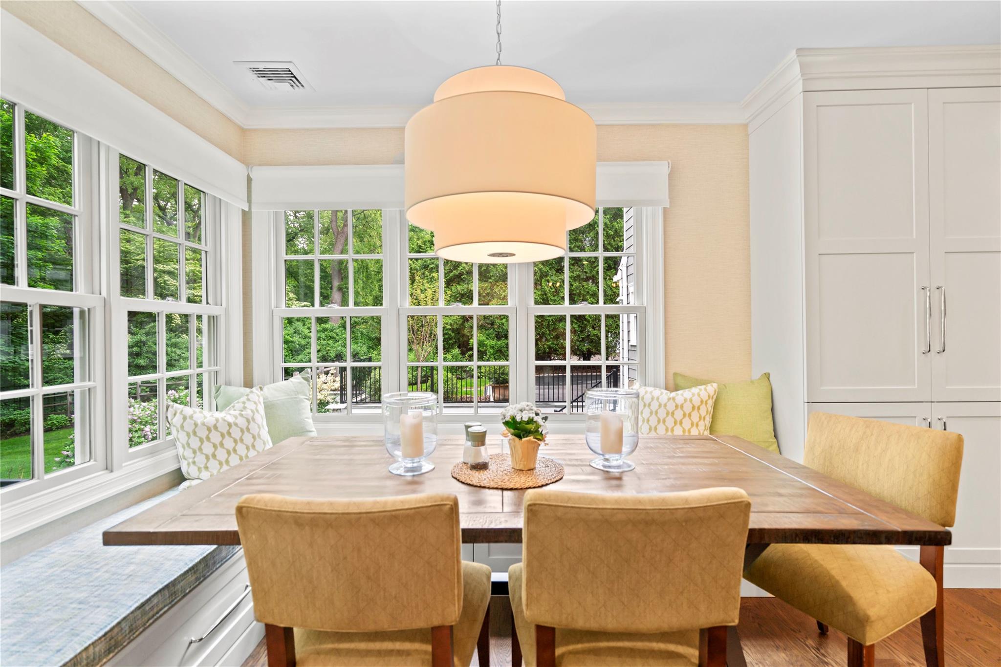 18 Matinecock Farms Road, Glen Cove, NY 11542