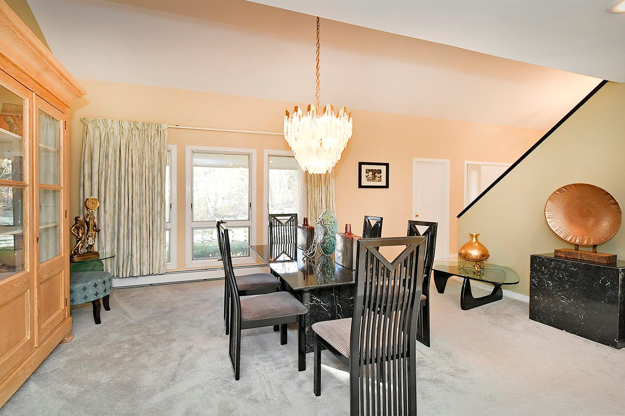 12 Deanna Court, Dix Hills, NY 11746