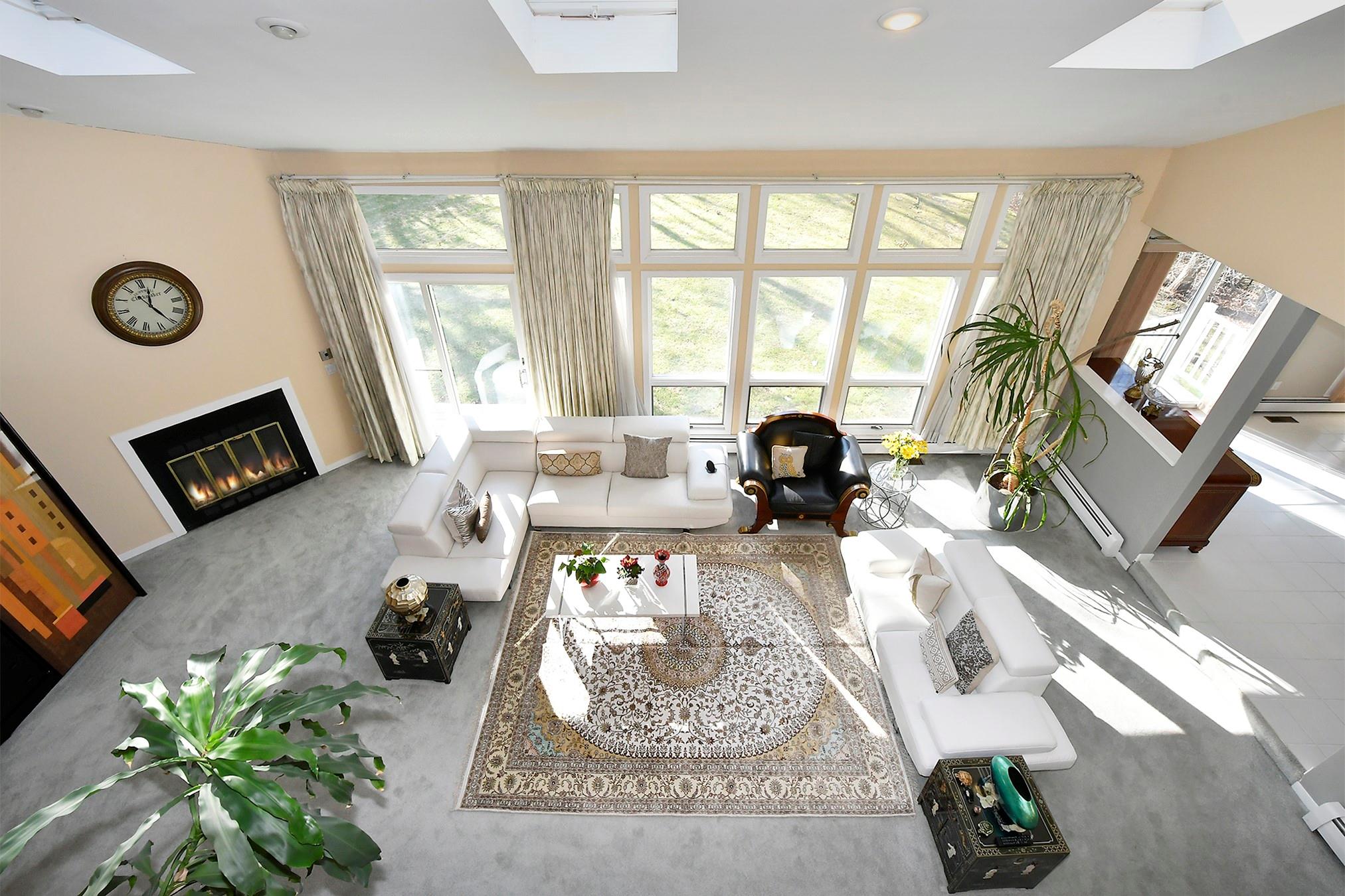 12 Deanna Court, Dix Hills, NY 11746