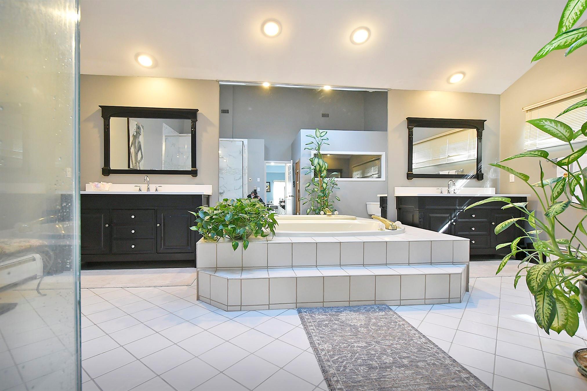 12 Deanna Court, Dix Hills, NY 11746