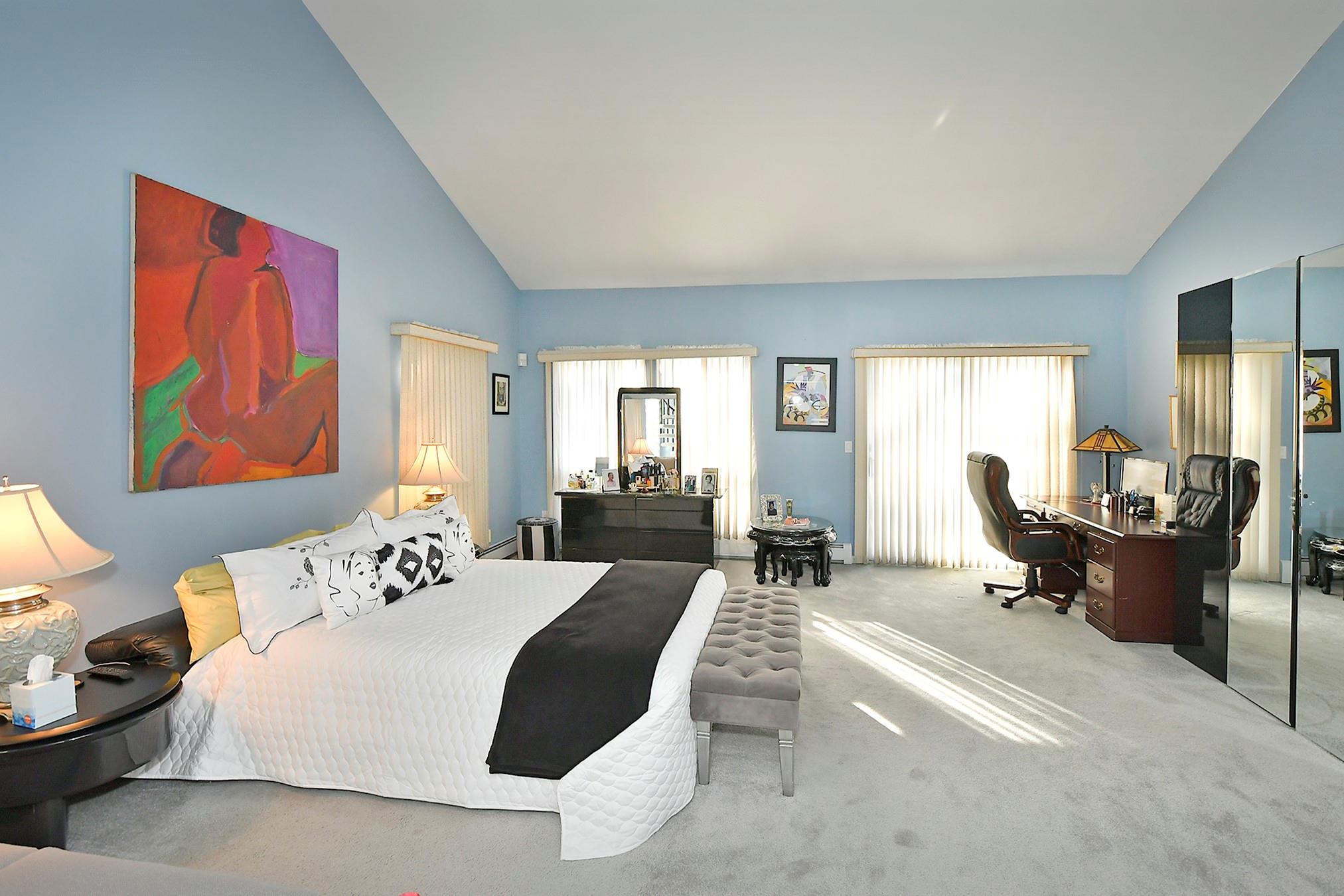 12 Deanna Court, Dix Hills, NY 11746