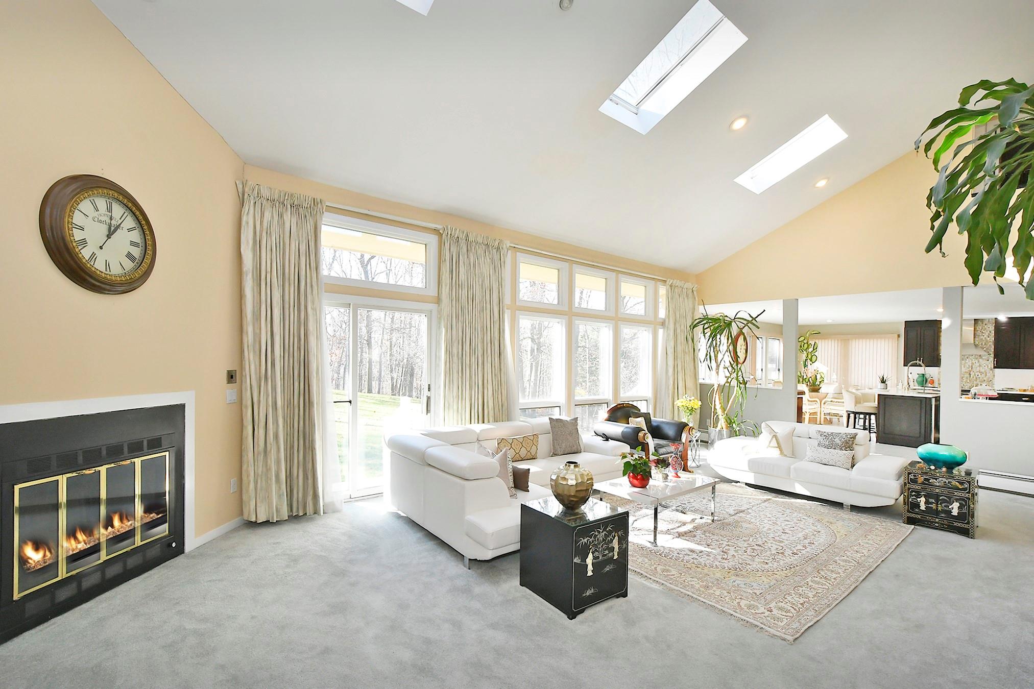 12 Deanna Court, Dix Hills, NY 11746