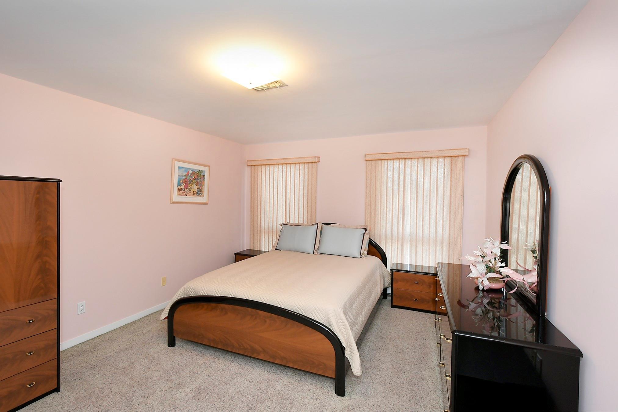 12 Deanna Court, Dix Hills, NY 11746